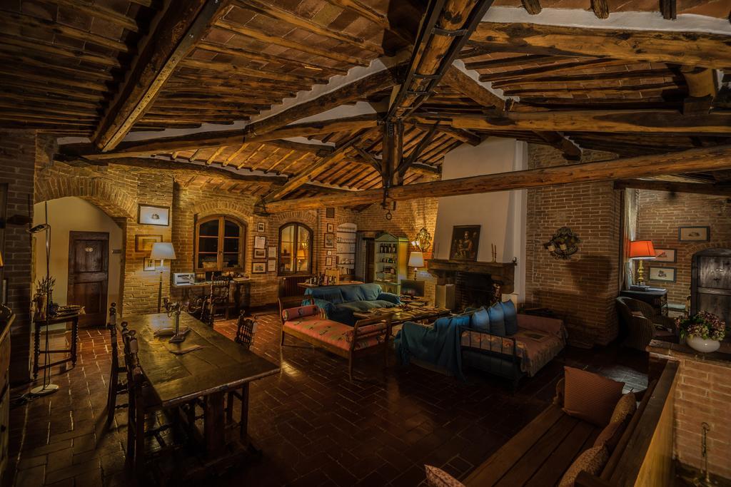 Castello Delle Quattro Torra Bed & Breakfast Val di Pugna ภายนอก รูปภาพ