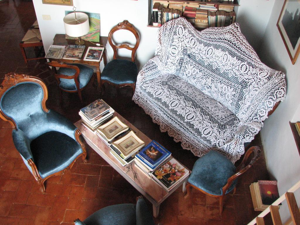 Castello Delle Quattro Torra Bed & Breakfast Val di Pugna ภายนอก รูปภาพ