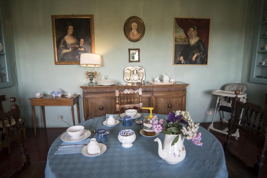 Castello Delle Quattro Torra Bed & Breakfast Val di Pugna ภายนอก รูปภาพ