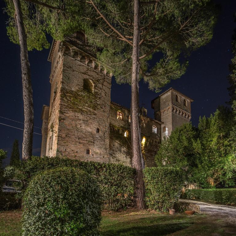 Castello Delle Quattro Torra Bed & Breakfast Val di Pugna ภายนอก รูปภาพ