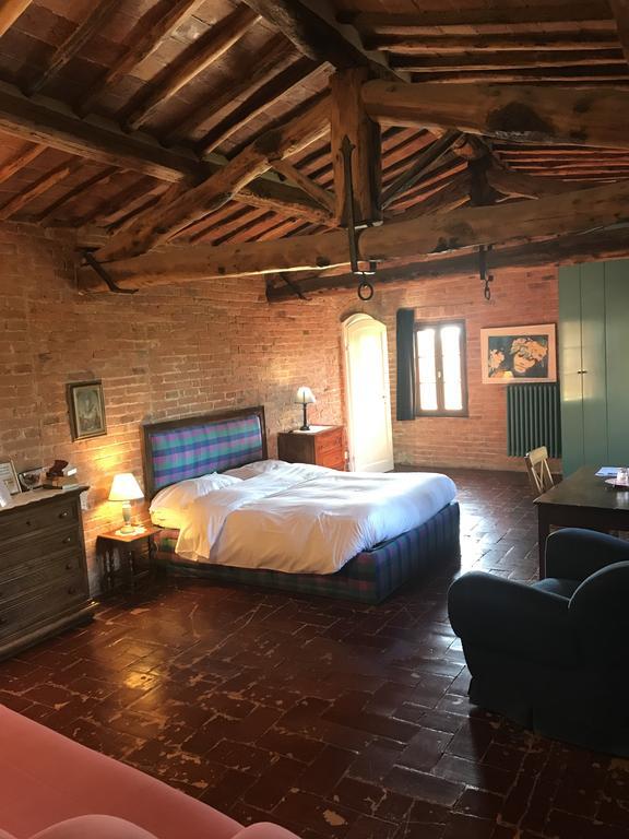 Castello Delle Quattro Torra Bed & Breakfast Val di Pugna ภายนอก รูปภาพ